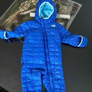 North face snowsuit 18-24 months